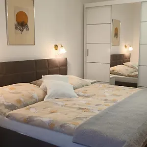Alena Apartment